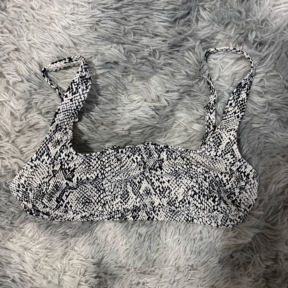 Xhilaration Black and White Snakeskin Bikini Top
